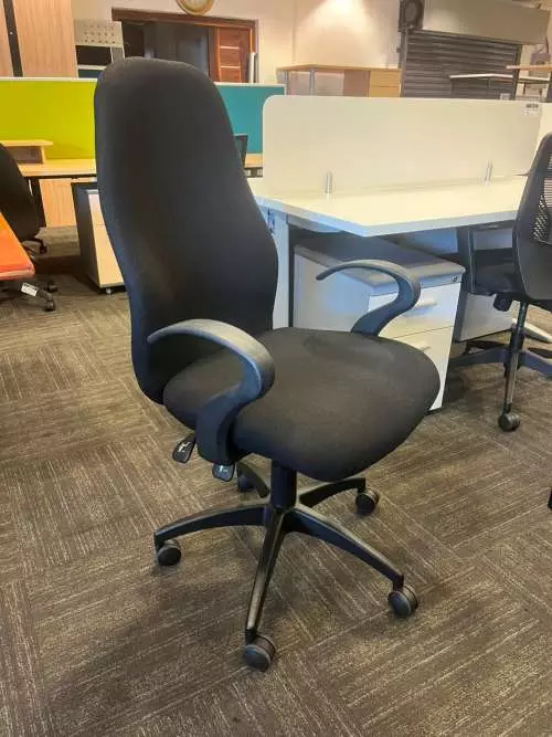 S4000 Operator Chair with Flamingo Arms